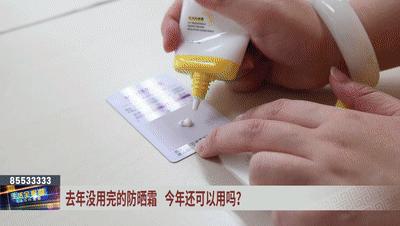 DƬ